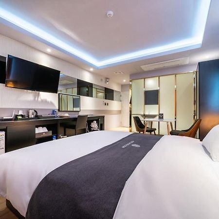 Gimpo Pentastar Hotel Екстер'єр фото