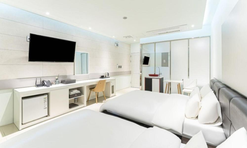 Gimpo Pentastar Hotel Екстер'єр фото