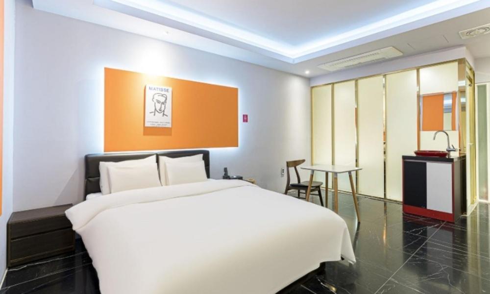 Gimpo Pentastar Hotel Екстер'єр фото
